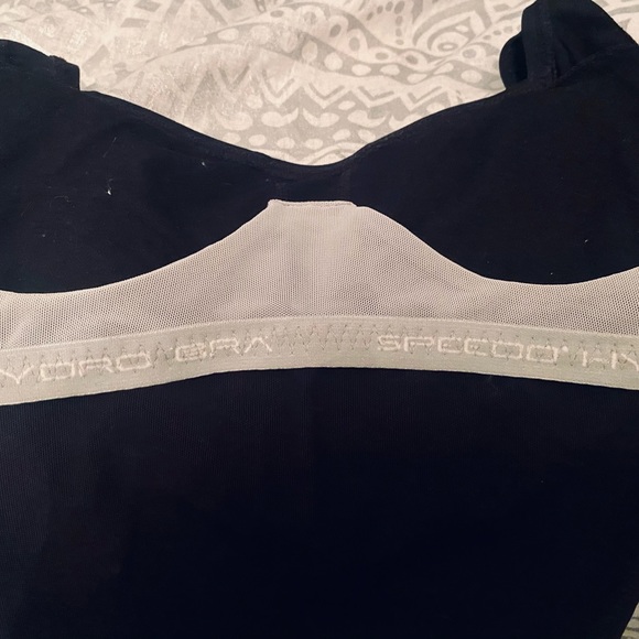 Speedo ladies swimsuits - Picture 2 of 4